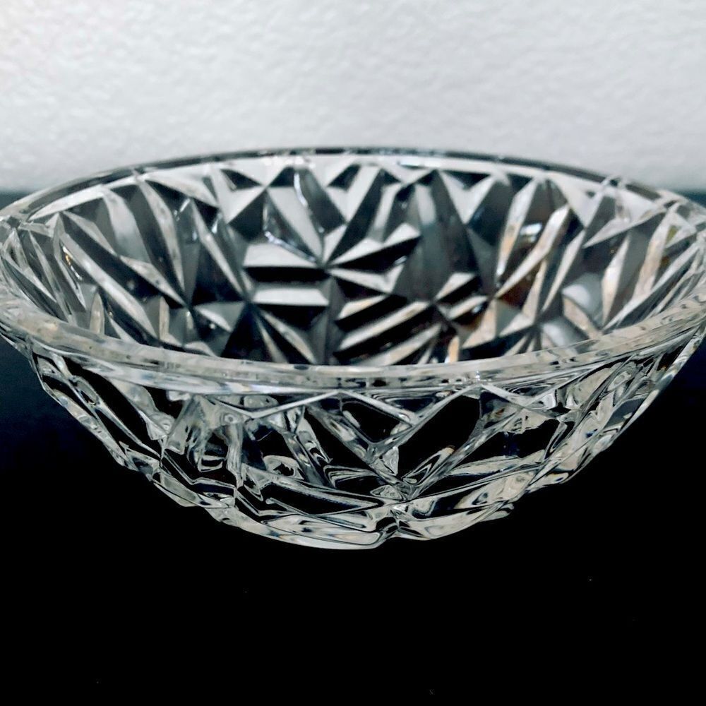 Tiffany & Co. Crystal Star Pattern Candy Dish Bowl